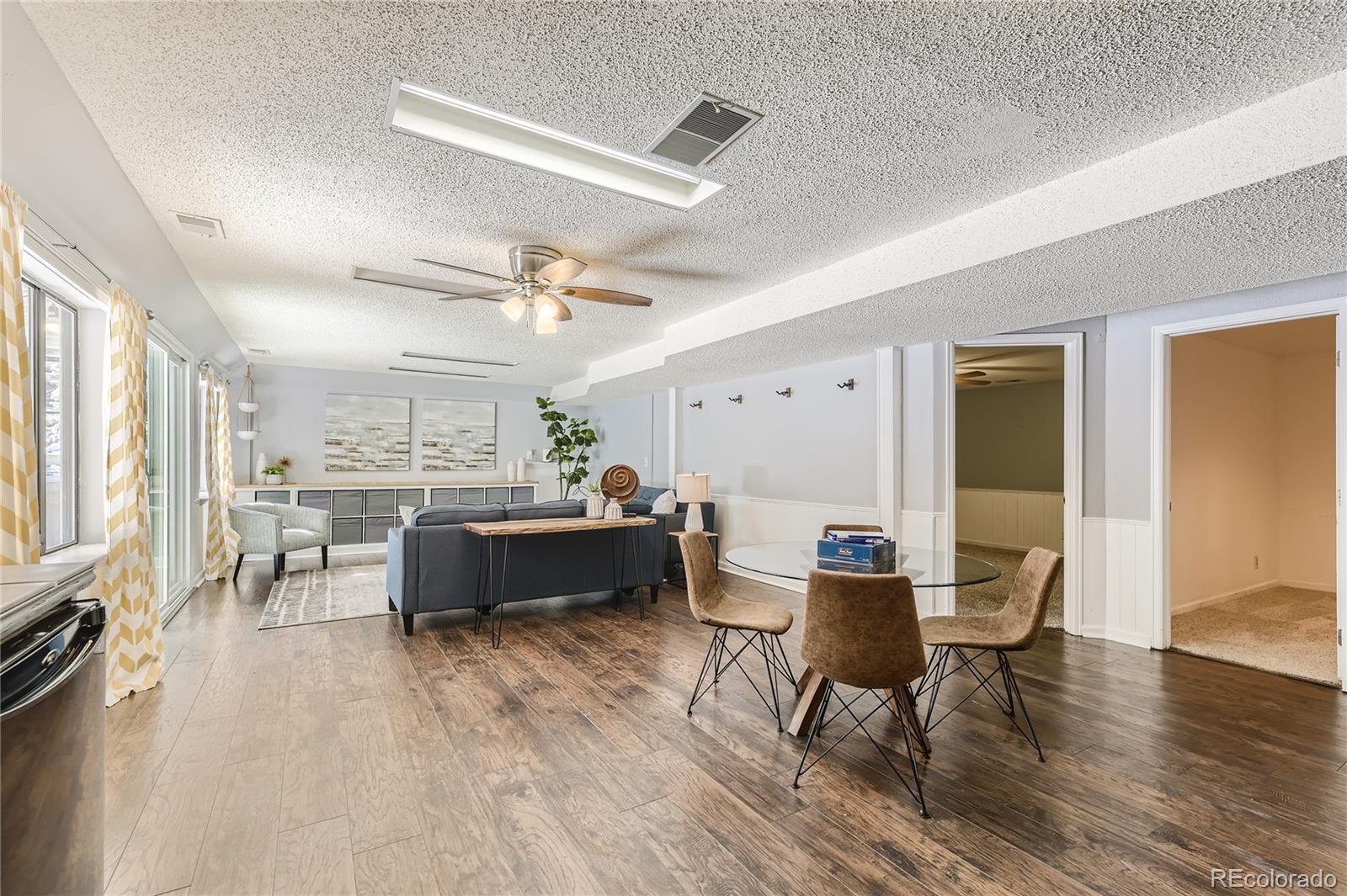 8140 Lakeshore Drive