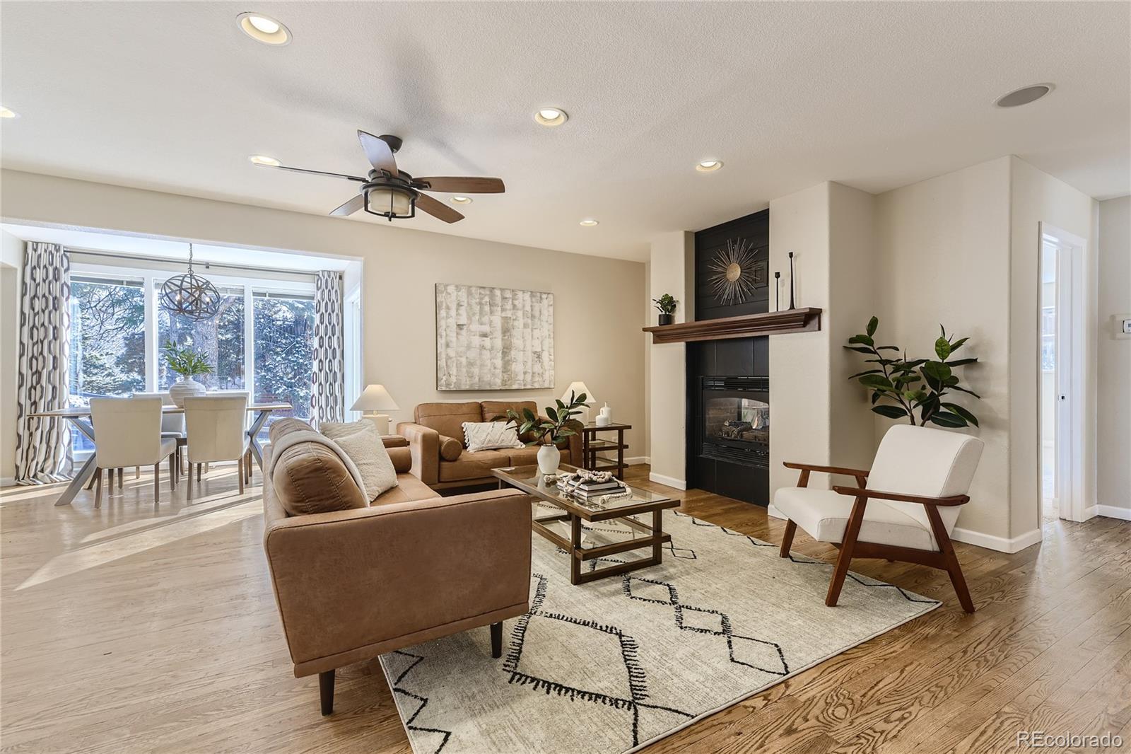 8140 Lakeshore Drive