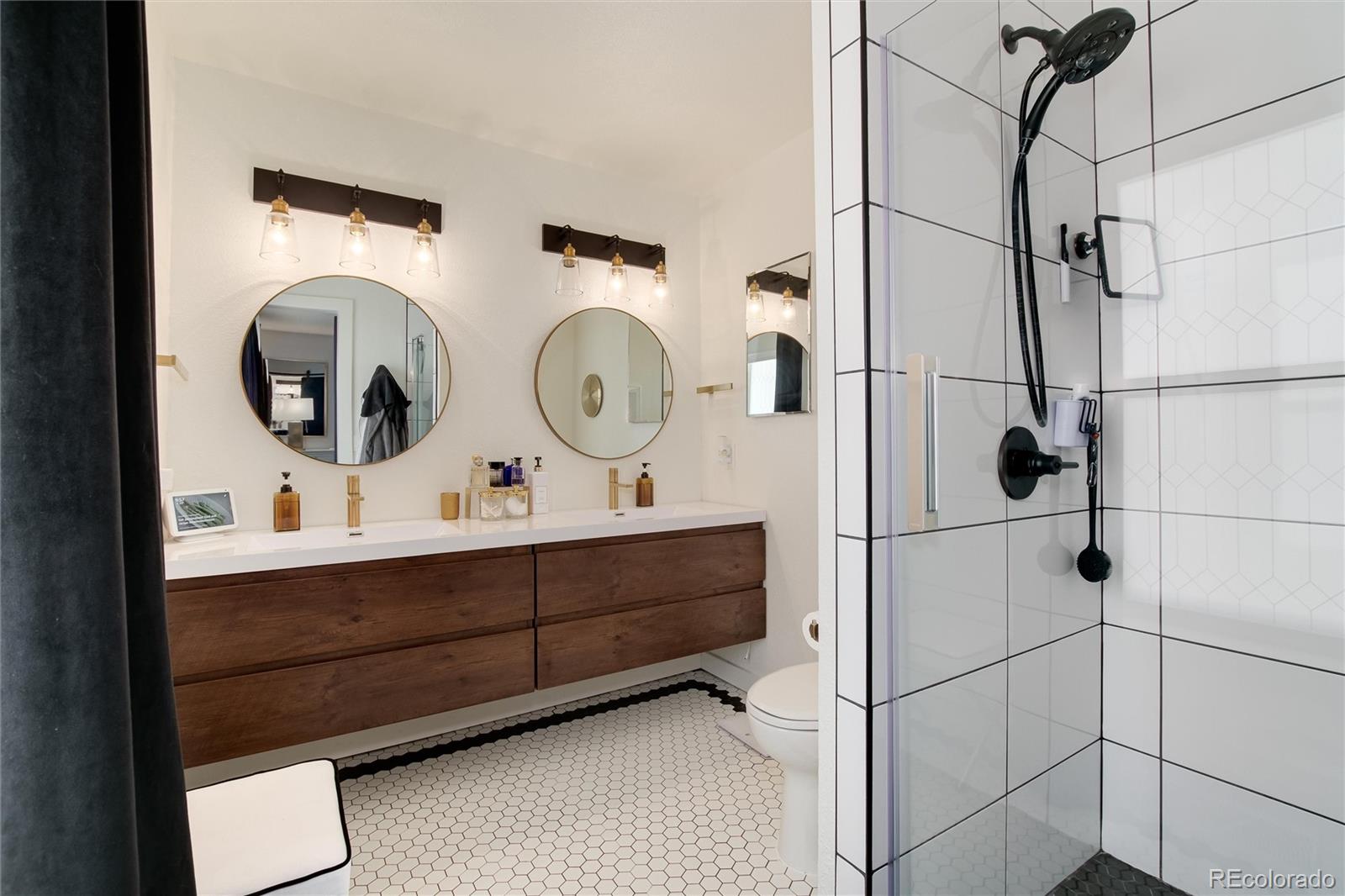 5020 W Fremont Avenue