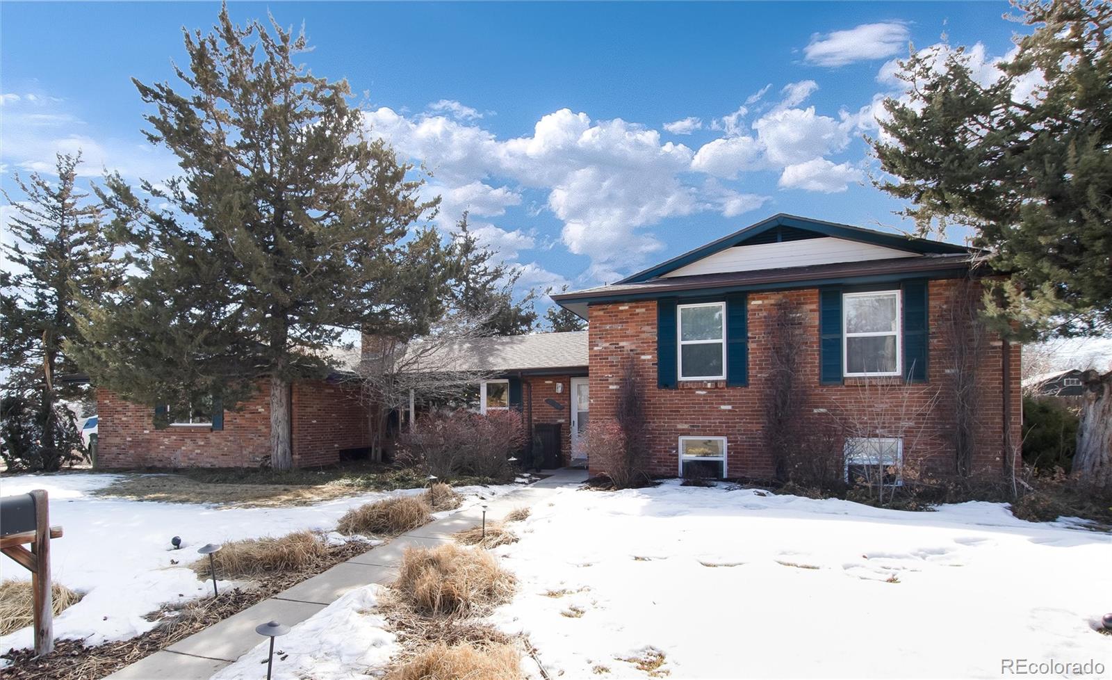 5020 W Fremont Avenue