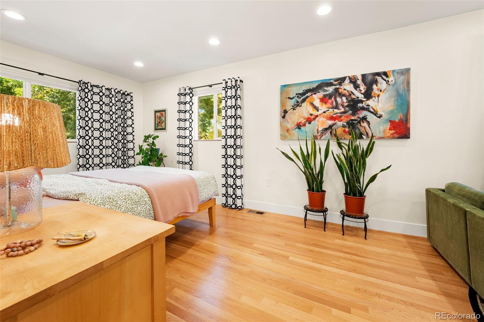 4510 S Galapago Street