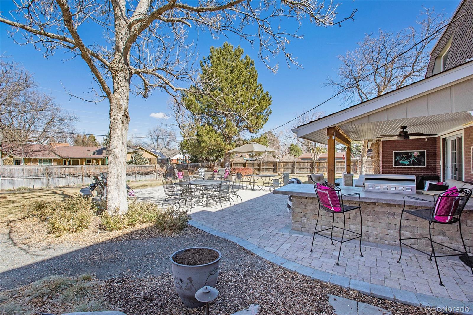 5427 W Portland Drive