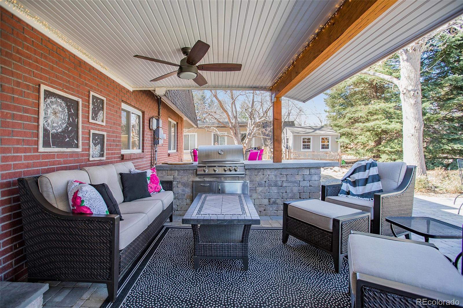 5427 W Portland Drive