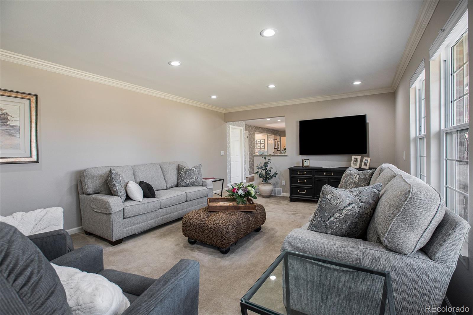 5427 W Portland Drive