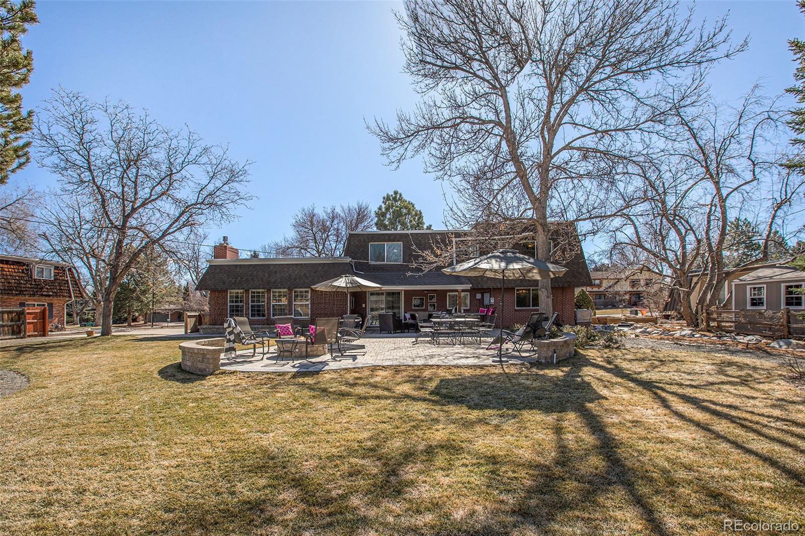 5427 W Portland Drive