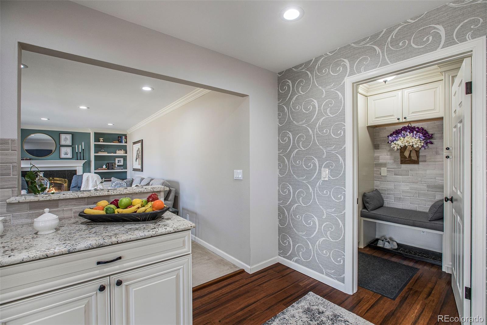 5427 W Portland Drive