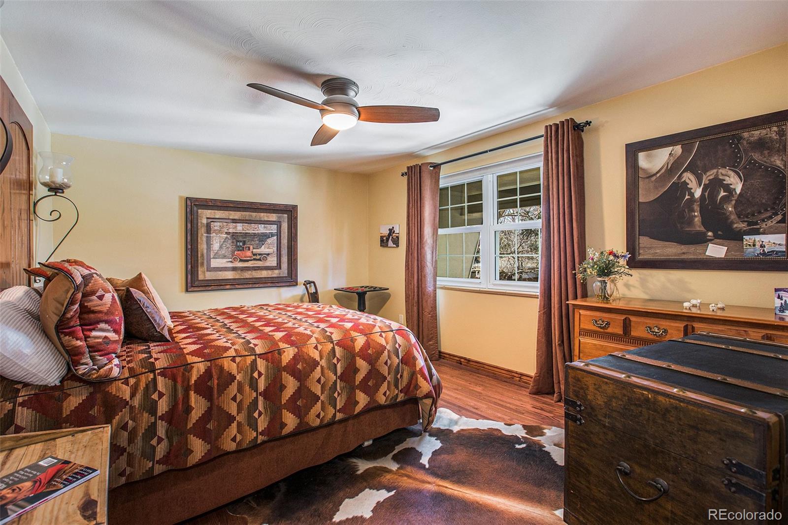 5427 W Portland Drive