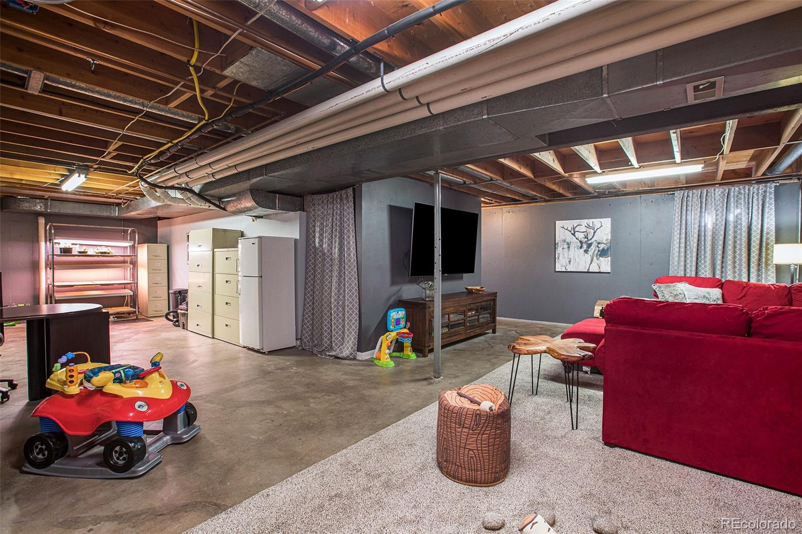 5427 W Portland Drive