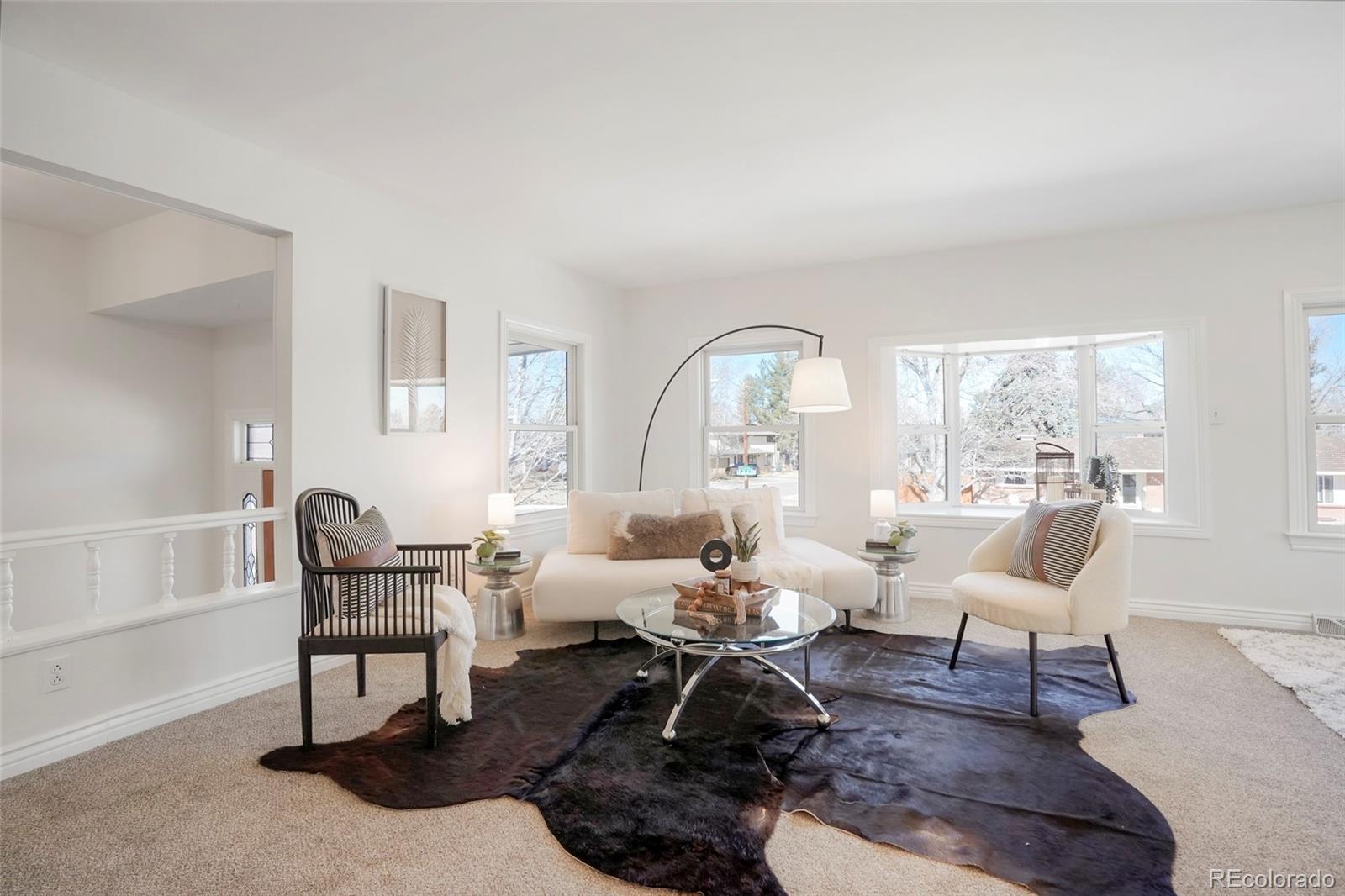 5480 W Rowland Avenue