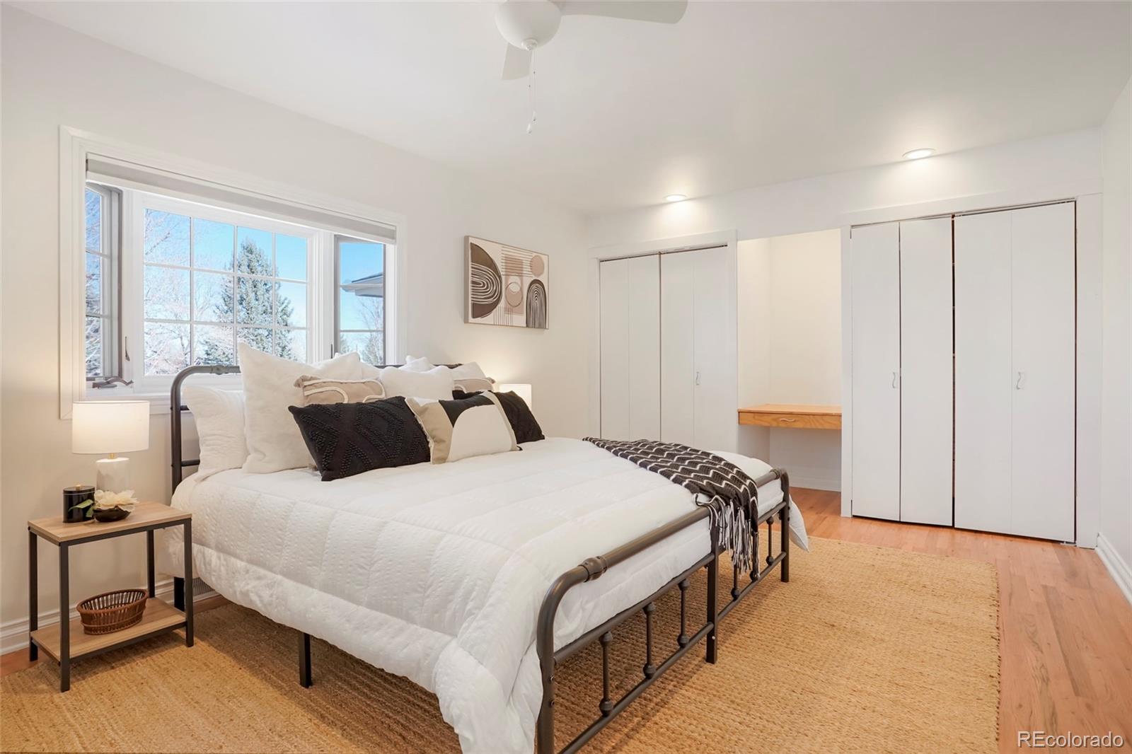 5480 W Rowland Avenue