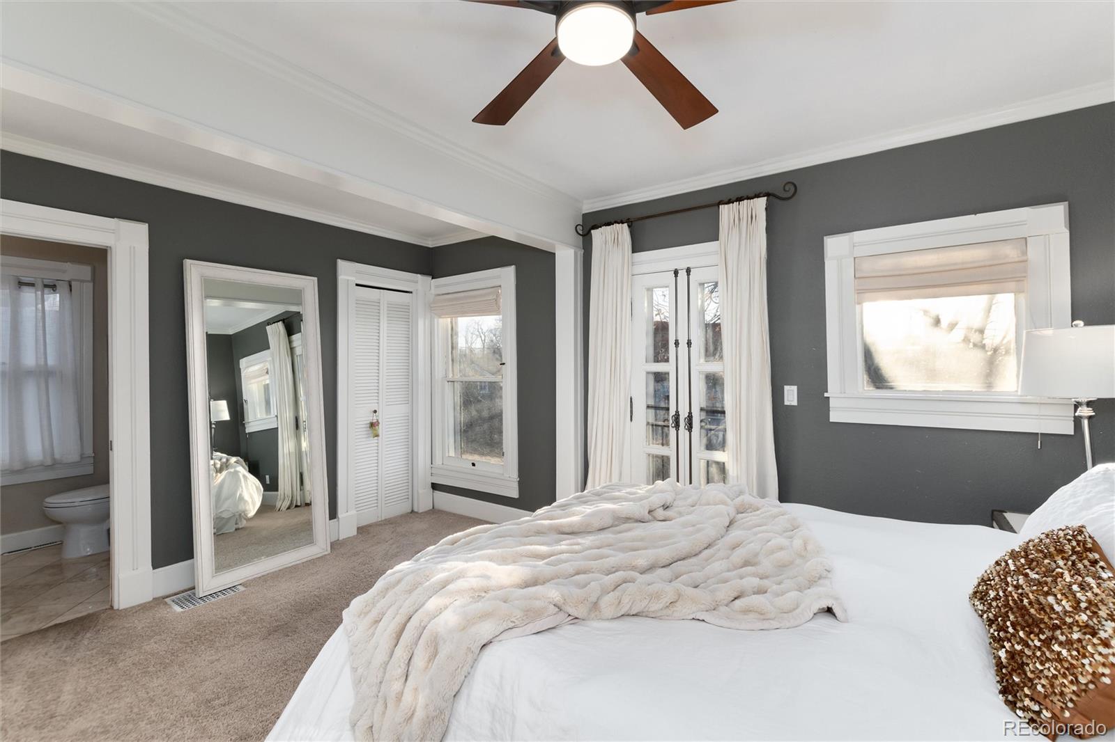 713 S Washington Street