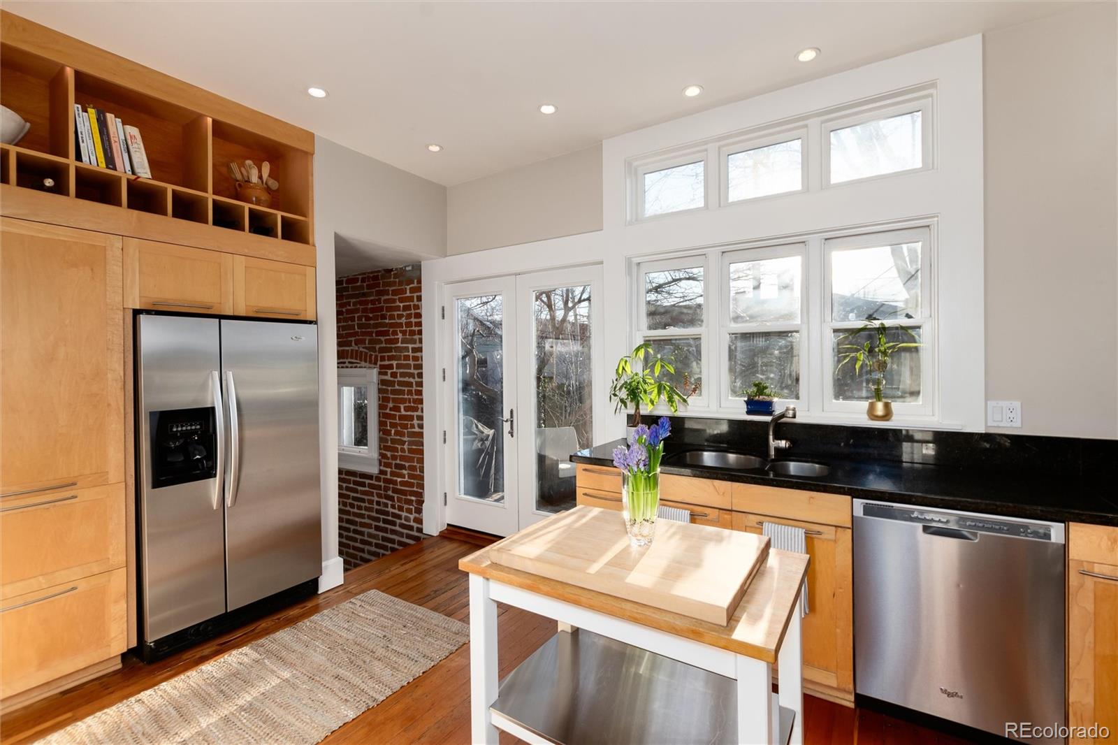 713 S Washington Street