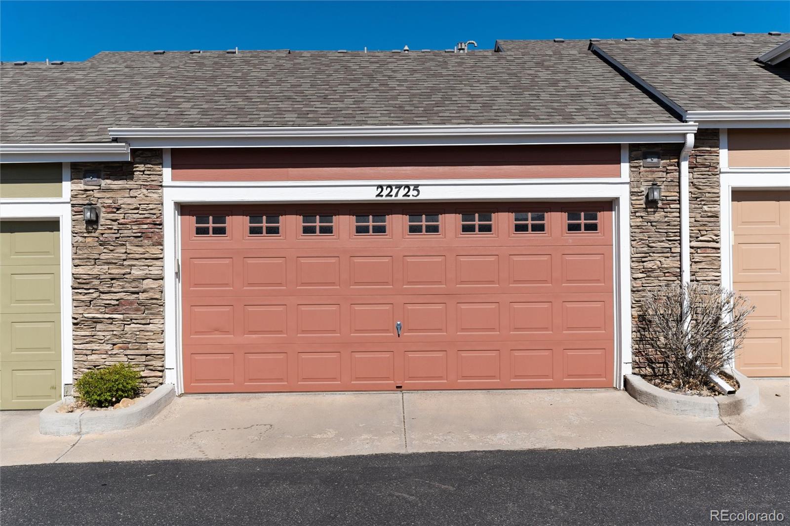 22725 E Ottawa Place