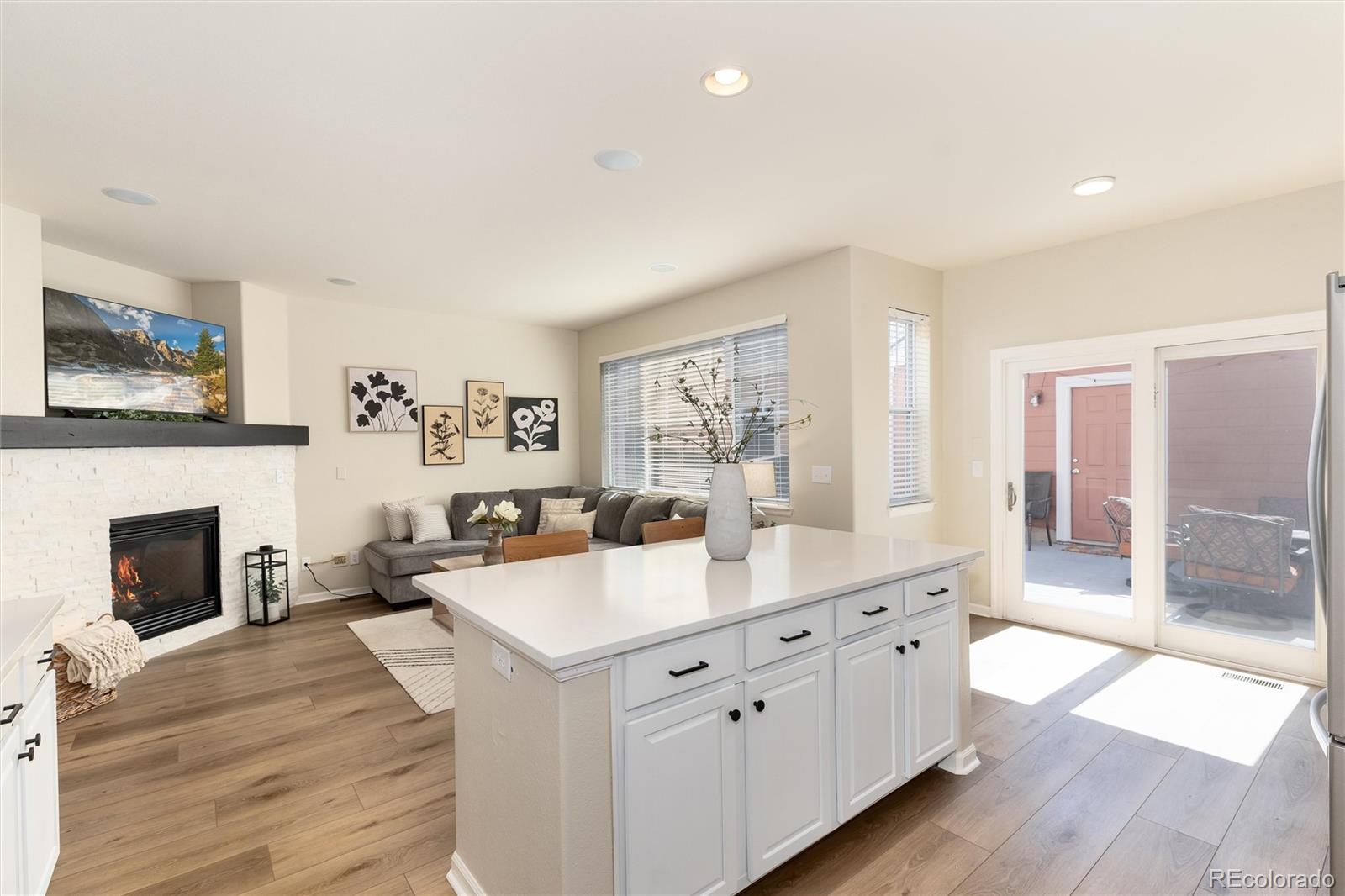 22725 E Ottawa Place