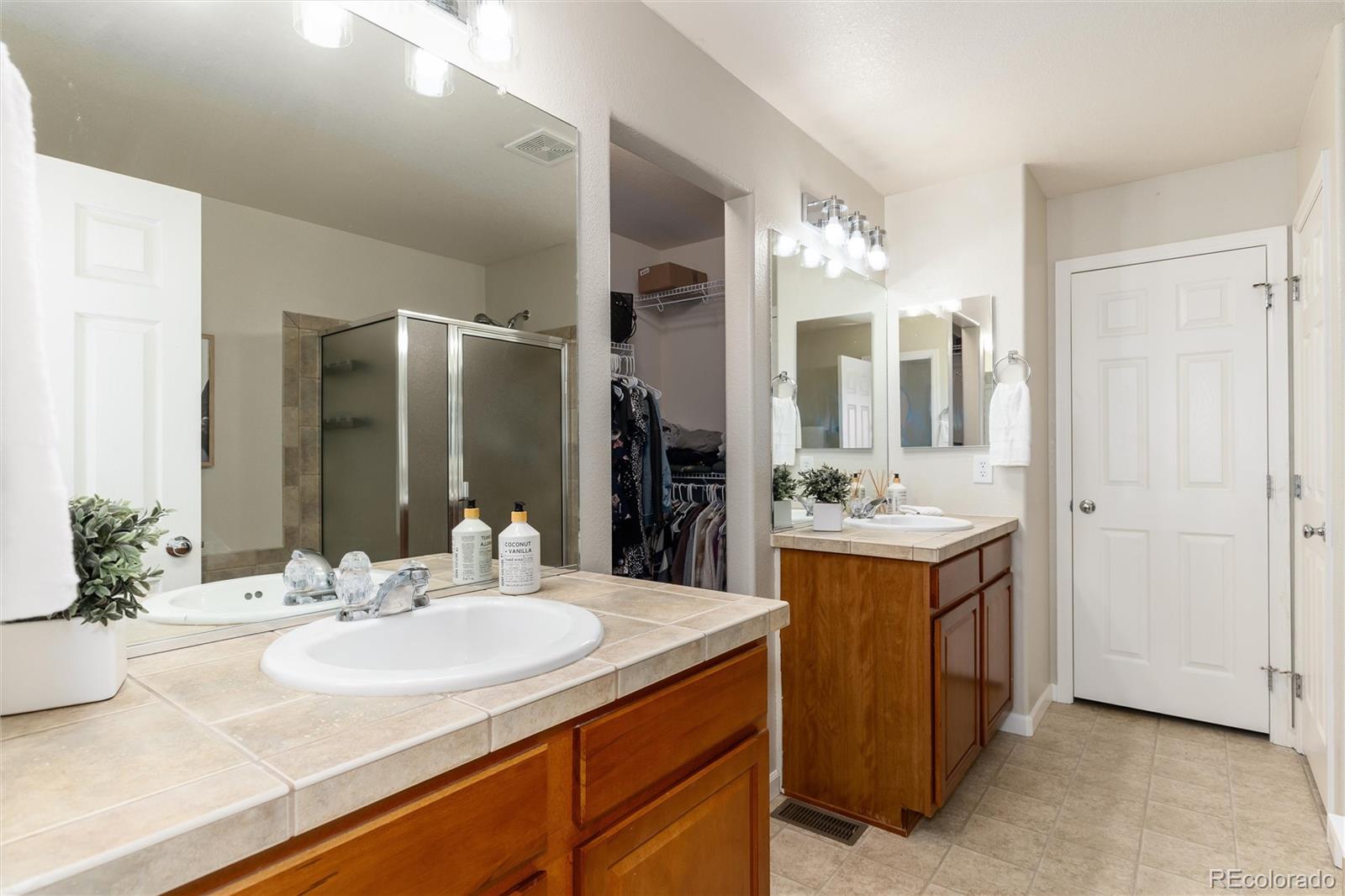 22725 E Ottawa Place