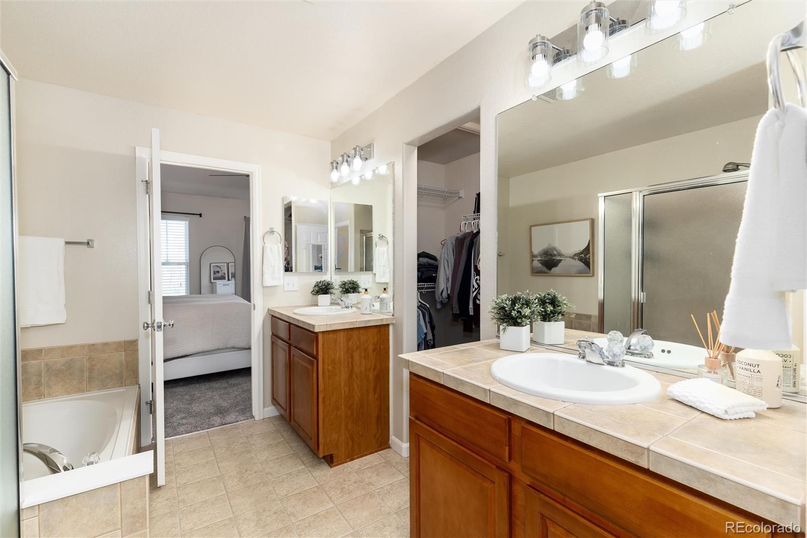 22725 E Ottawa Place