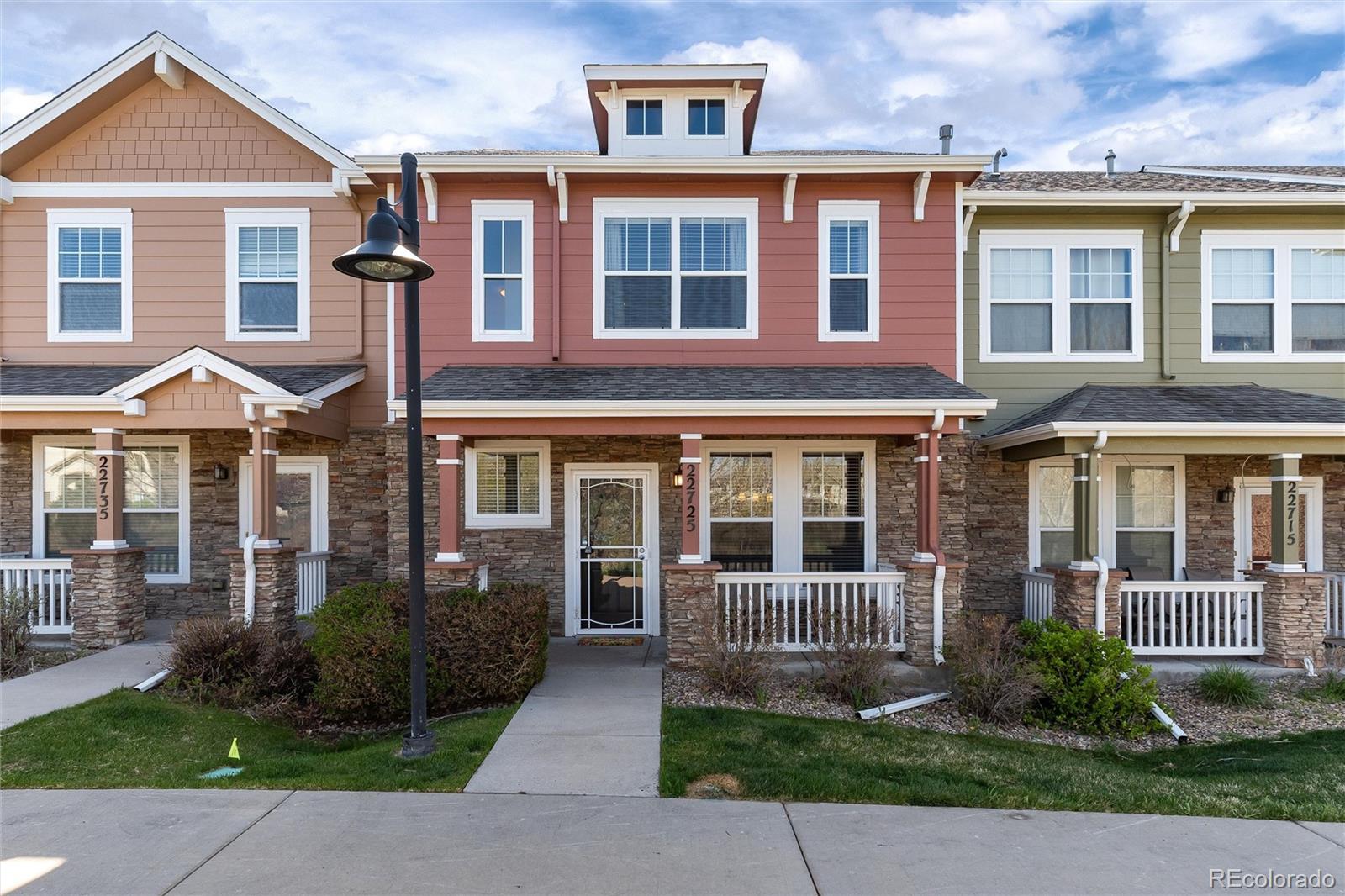 22725 E Ottawa Place