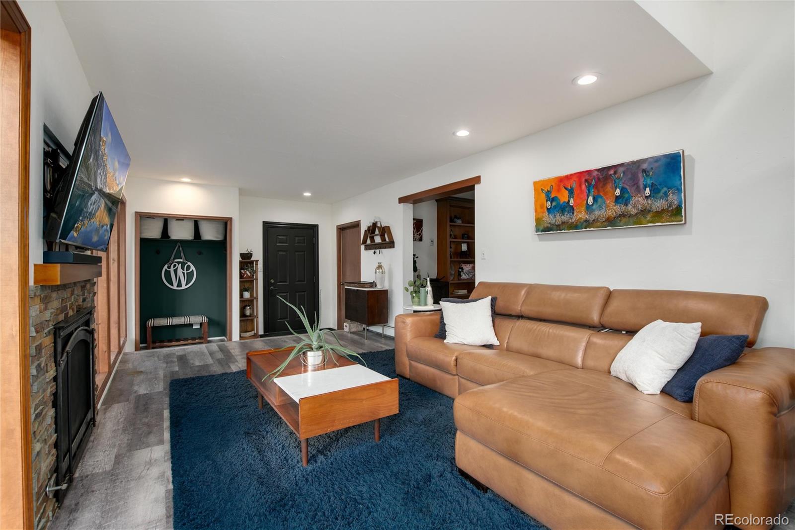 9238 Black Mountain Drive