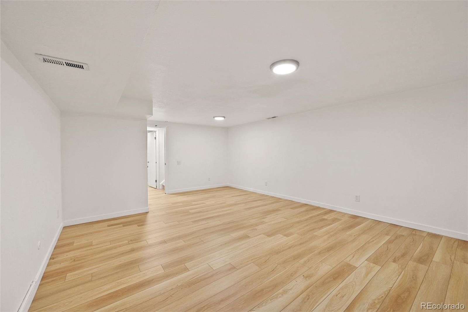 14313 E Warren Place