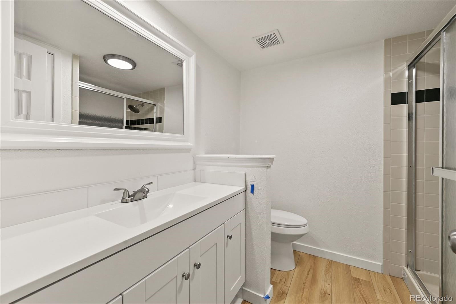 14313 E Warren Place