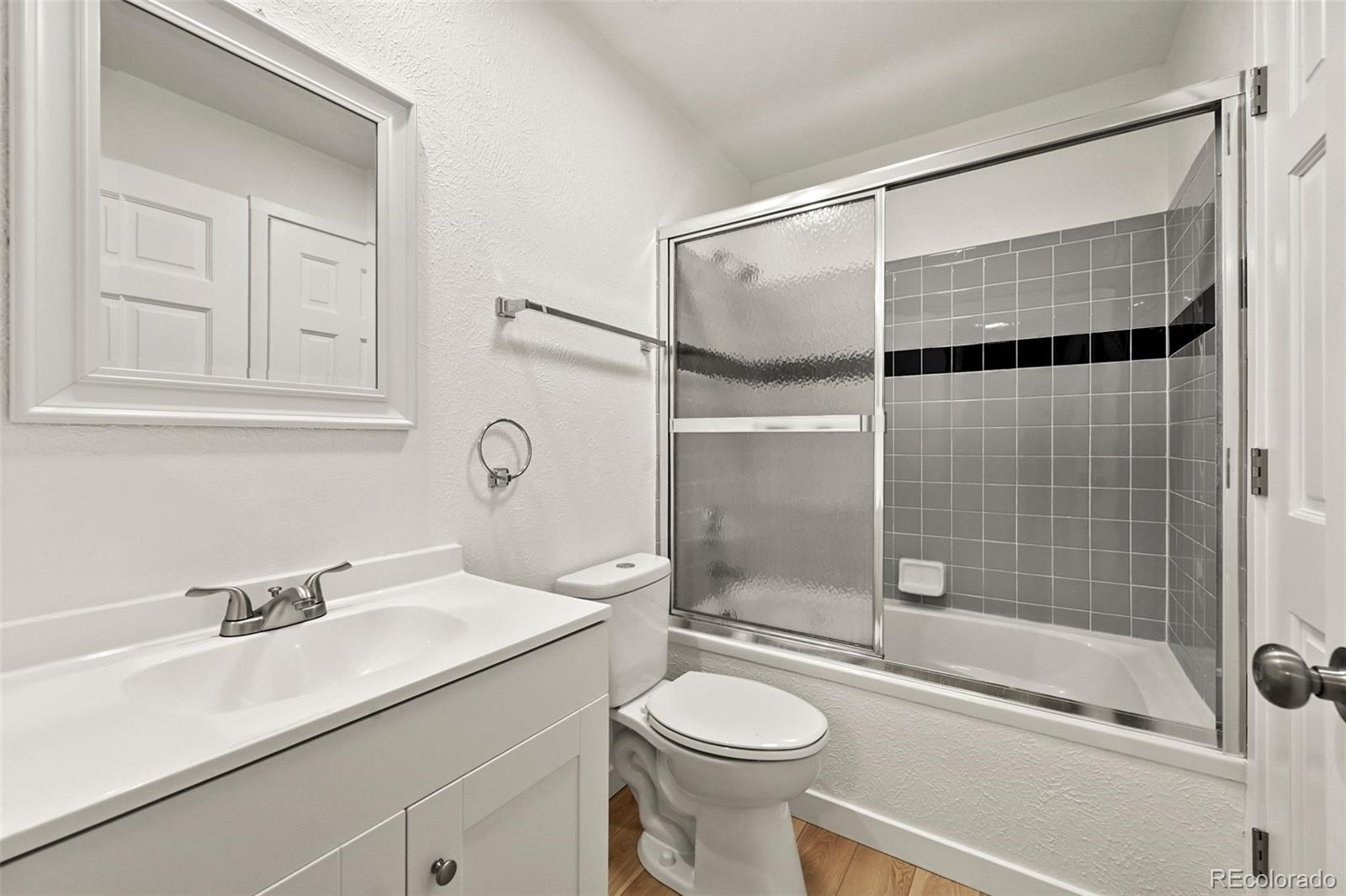 14313 E Warren Place