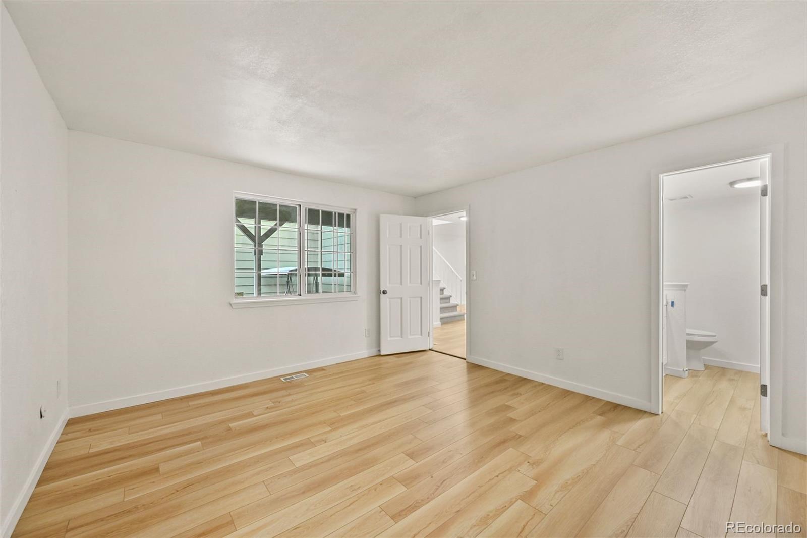 14313 E Warren Place