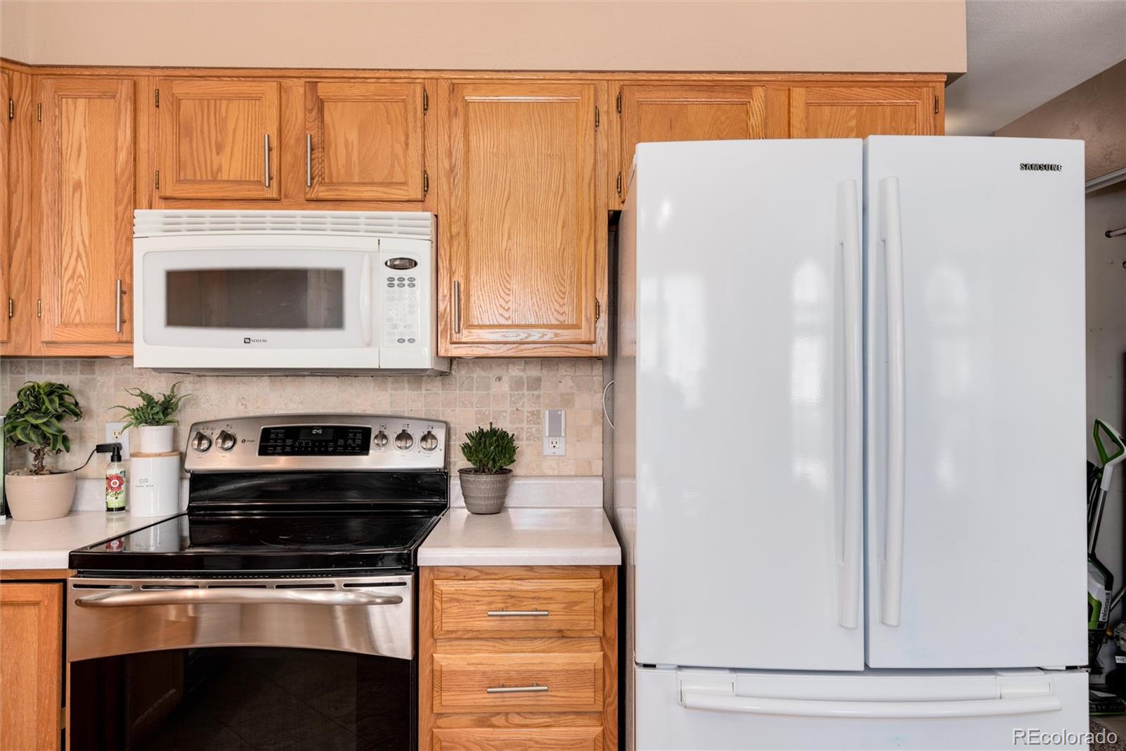 5712 W Asbury Place Unit: B-102