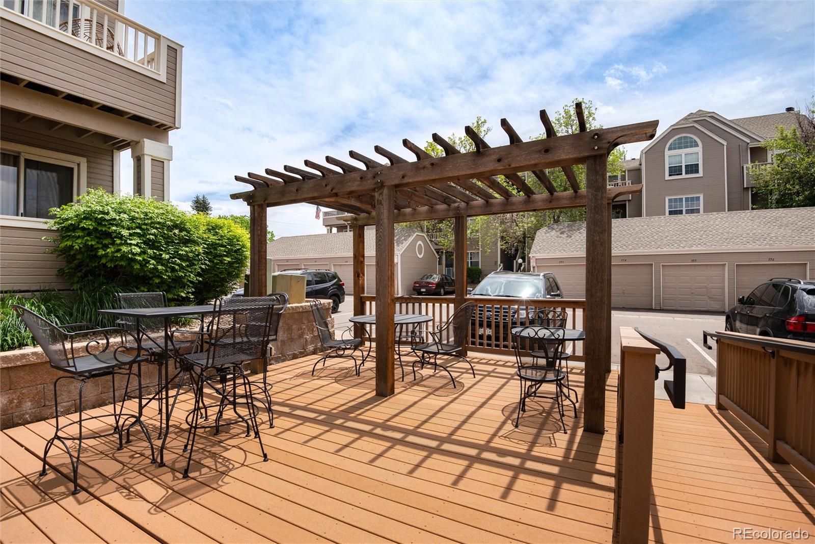 5712 W Asbury Place Unit: B-102