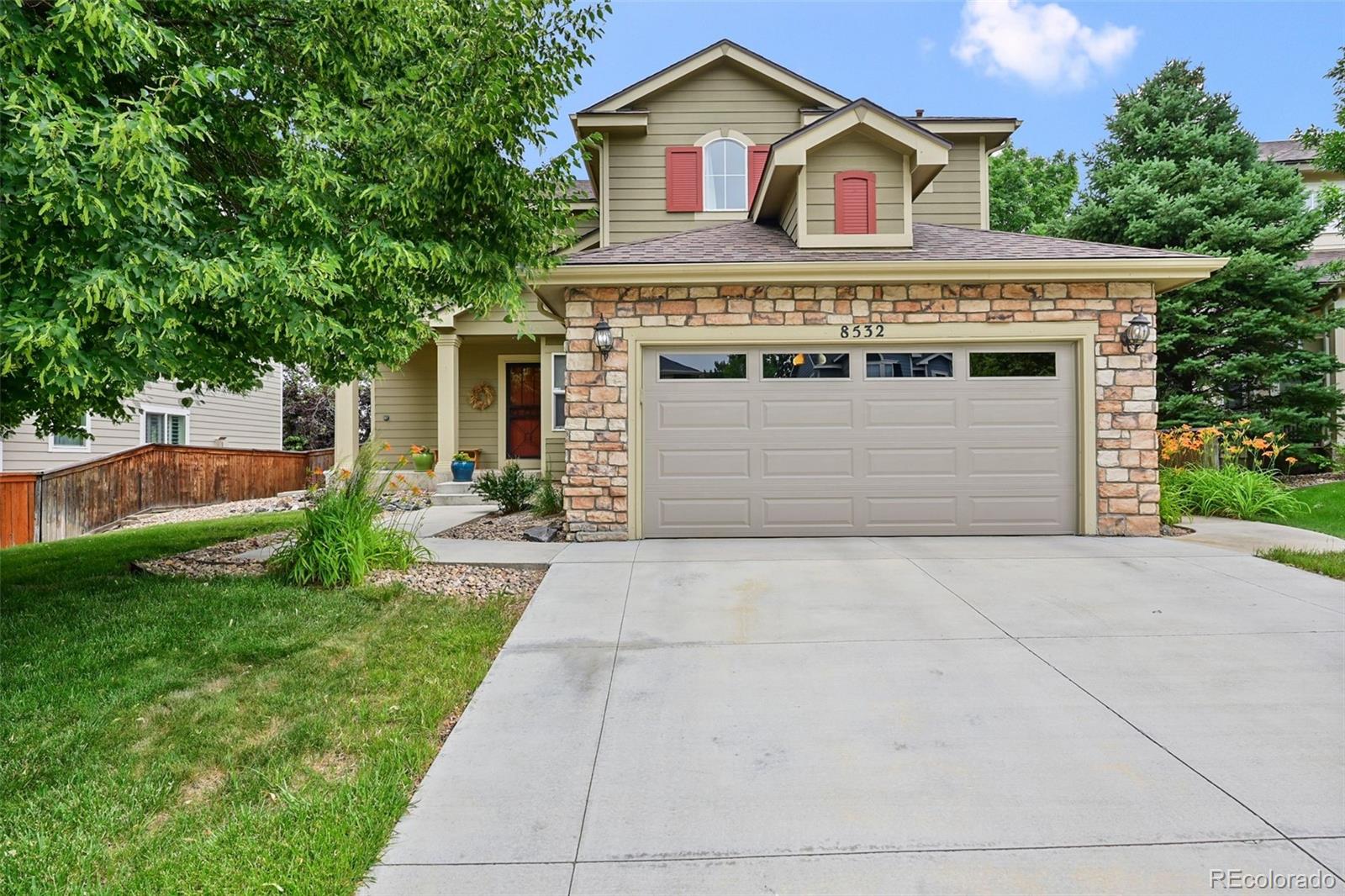 8532 W Eden Drive