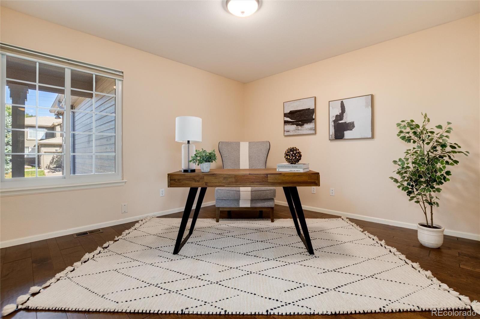 2292 Bitterroot Place