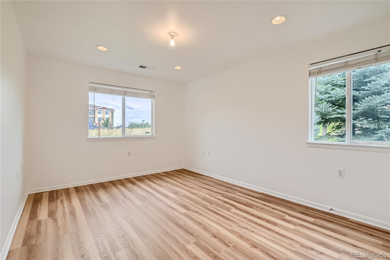 5850 Ceylon Street Unit: F117