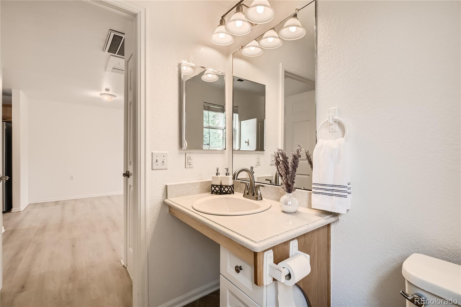 5850 Ceylon Street Unit: F117