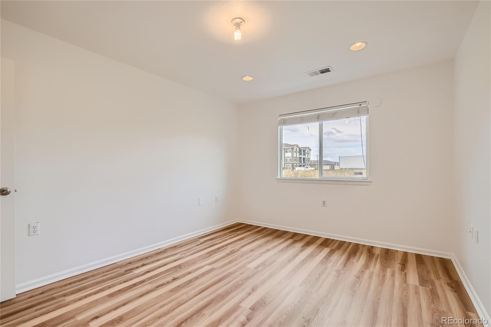 5850 Ceylon Street Unit: F117