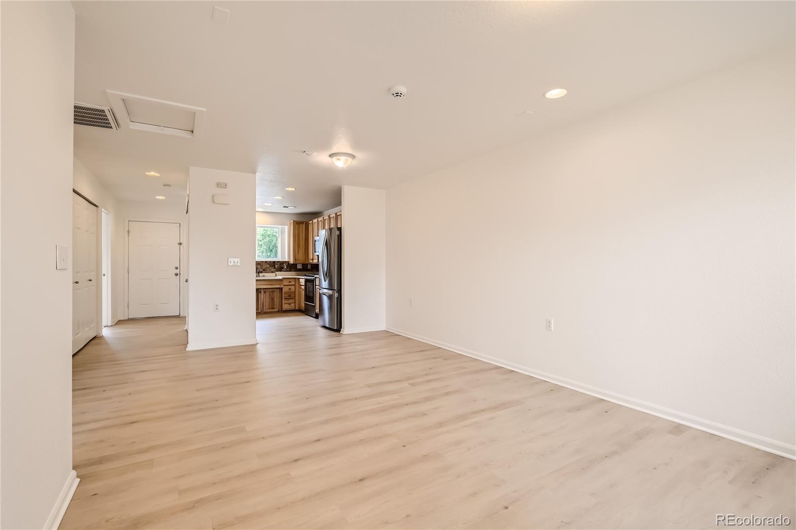 5850 Ceylon Street Unit: F117