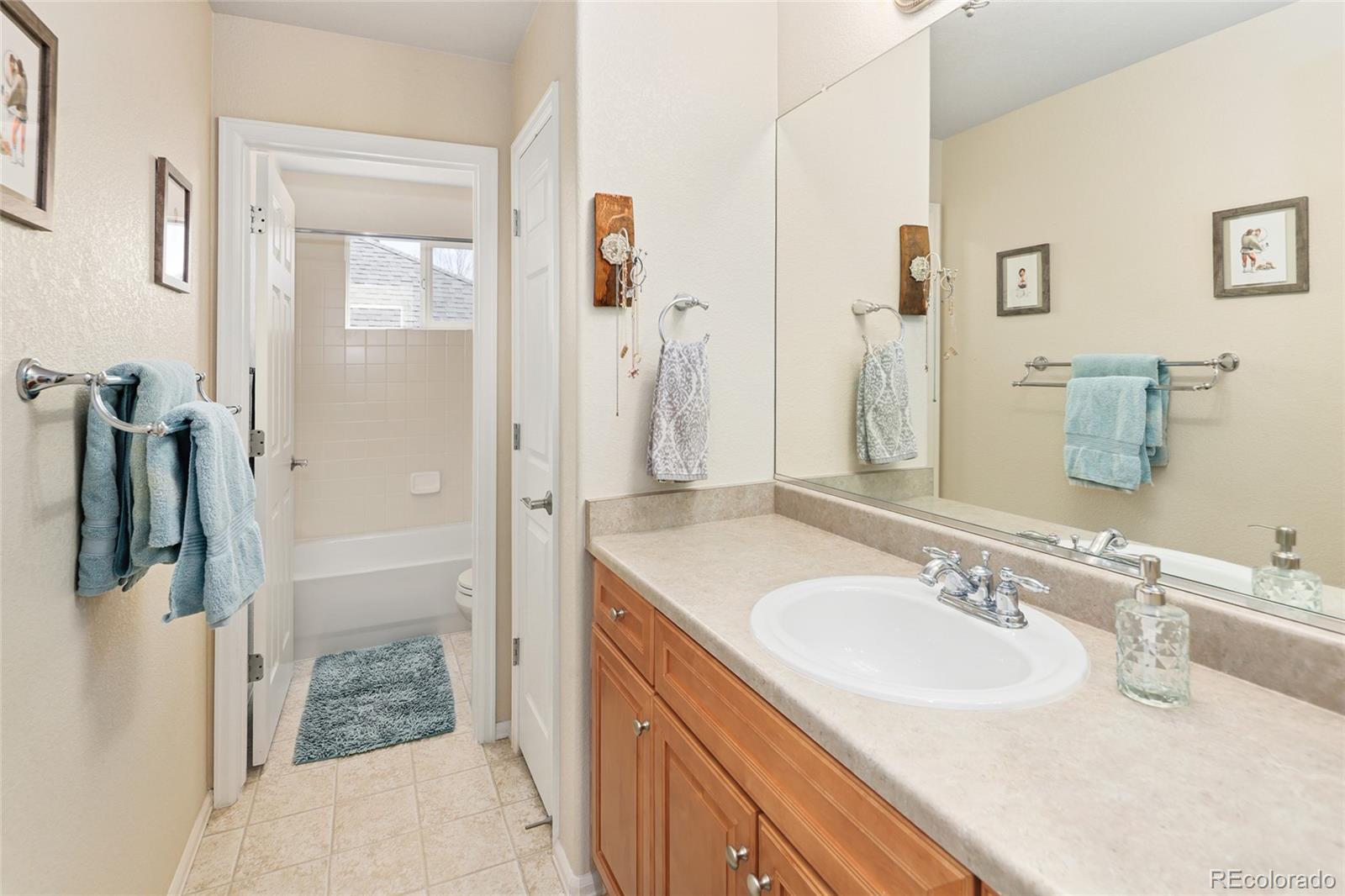 3527 Golden Spur Loop