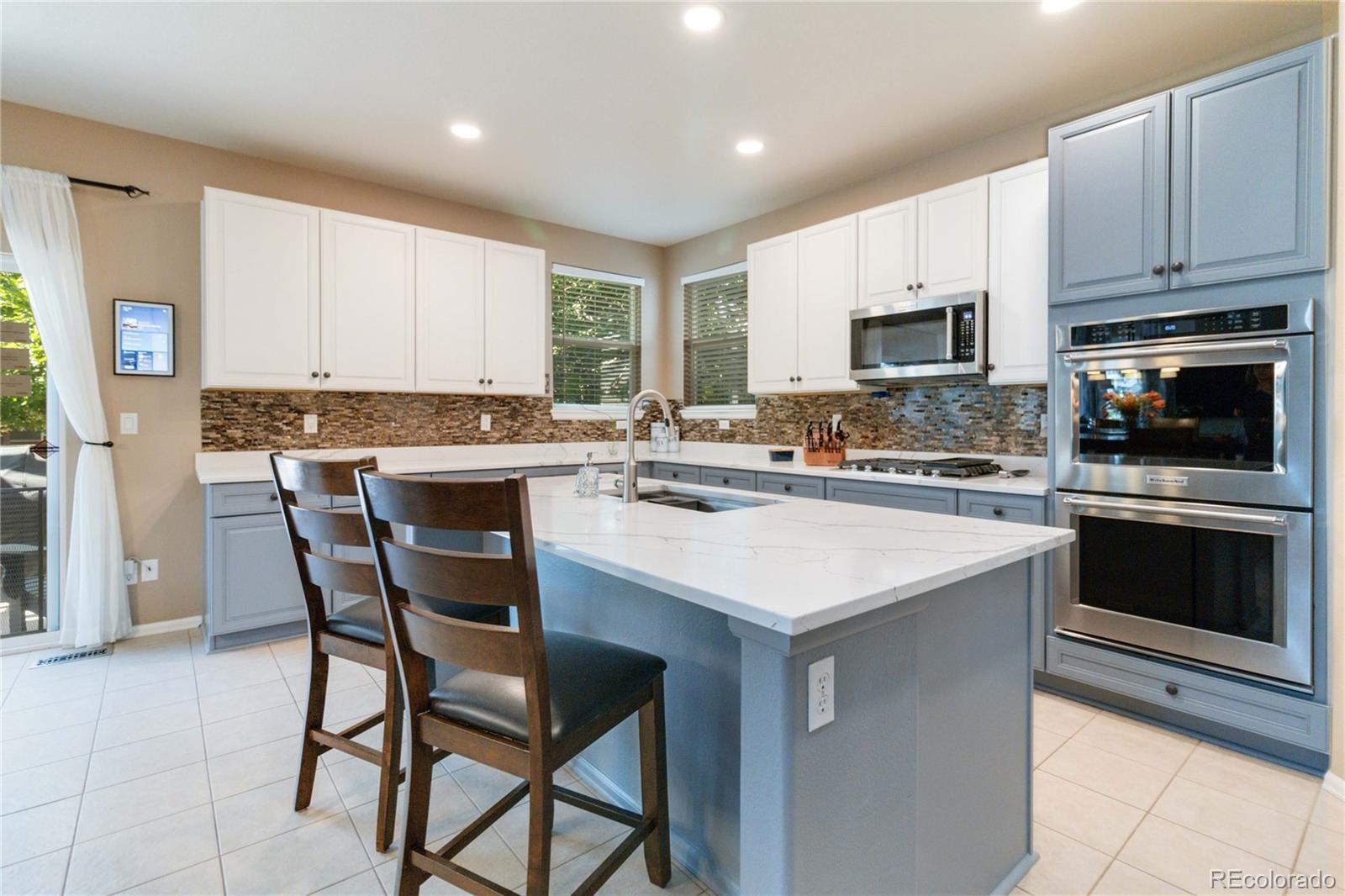 3527 Golden Spur Loop