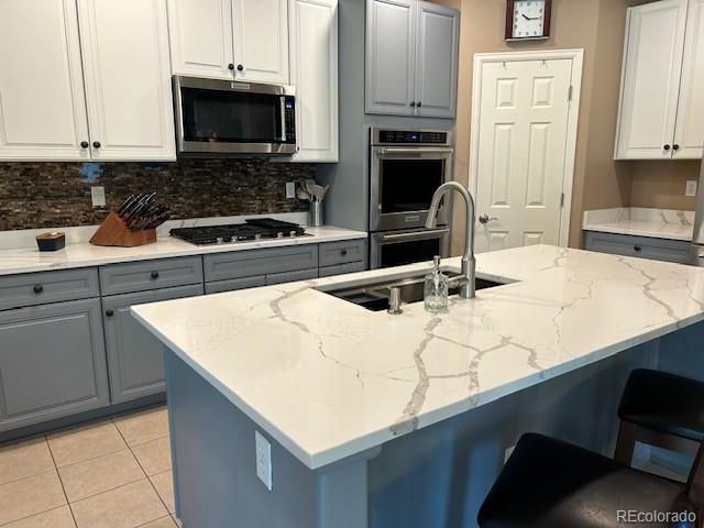 3527 Golden Spur Loop