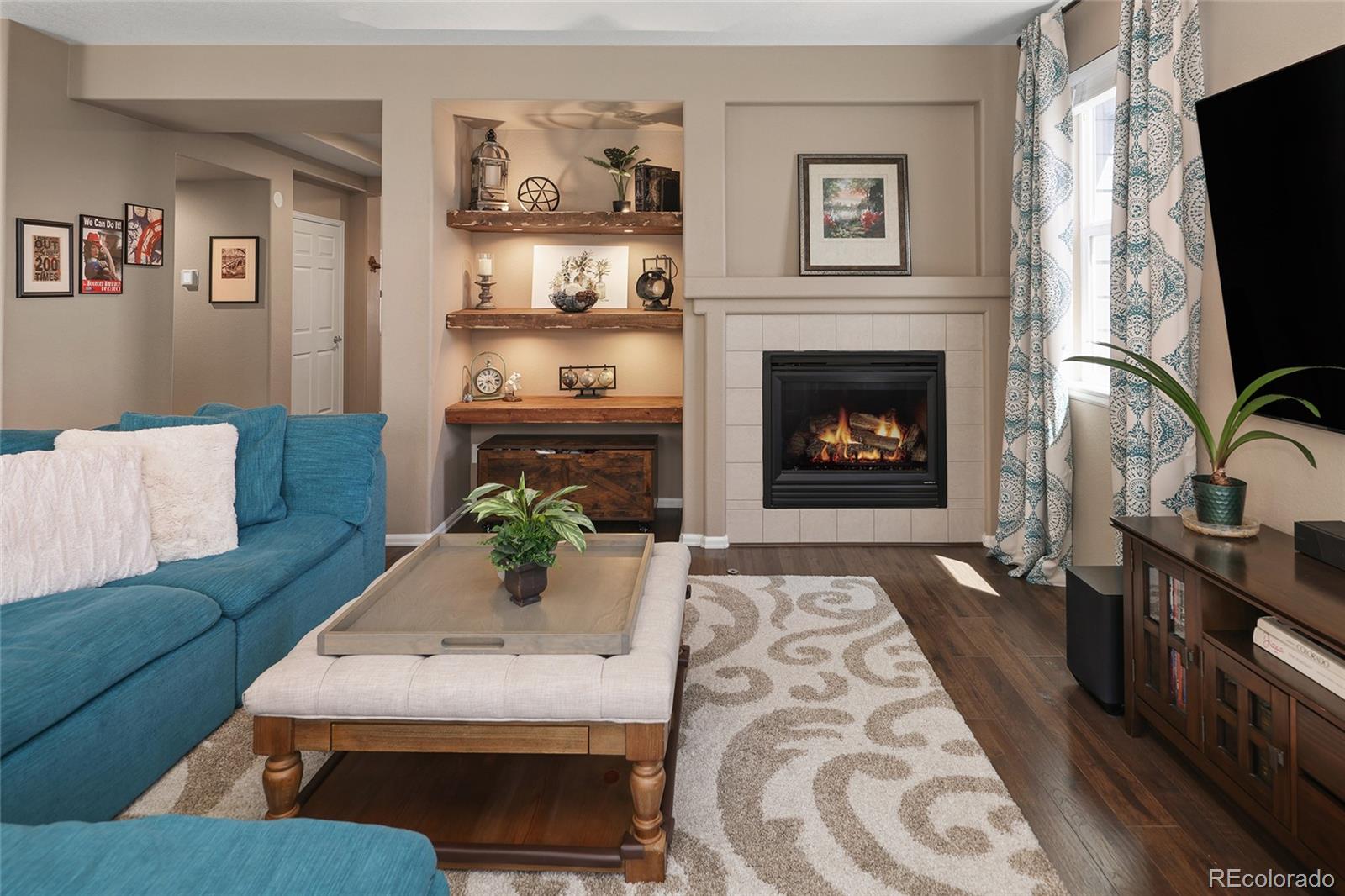 3527 Golden Spur Loop