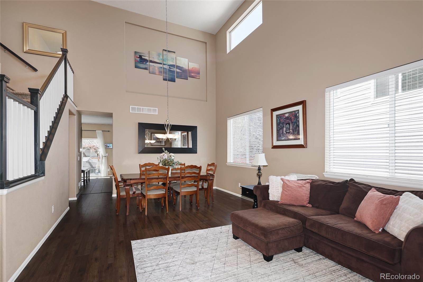 3527 Golden Spur Loop