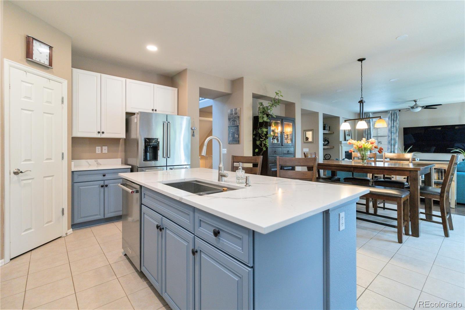 3527 Golden Spur Loop