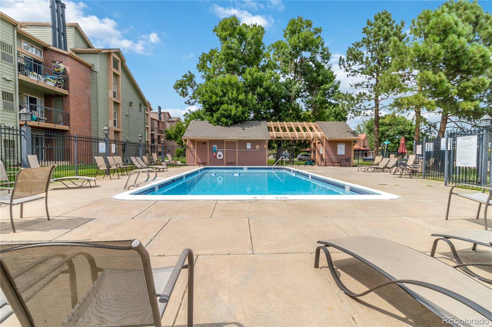 4899 S Dudley Street Unit: 9A