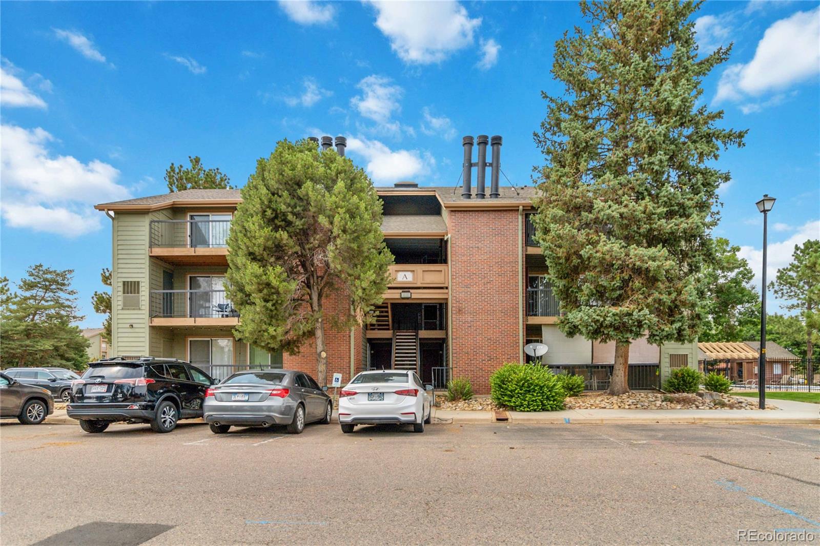 4899 S Dudley Street Unit: 9A