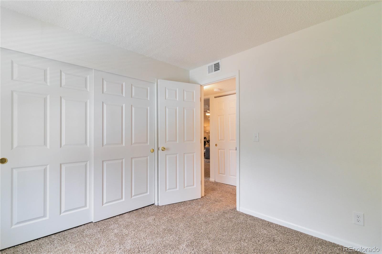 4899 S Dudley Street Unit: 9A