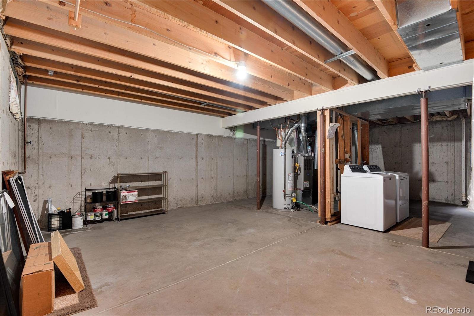 2719 E Fremont Place