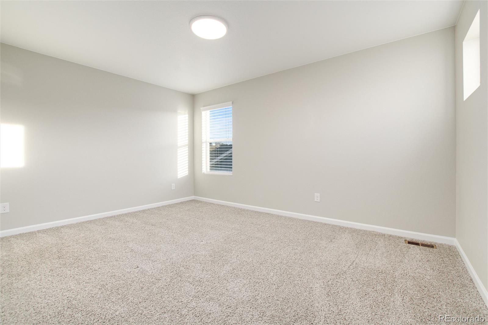 5726 Saddle Skirt Street