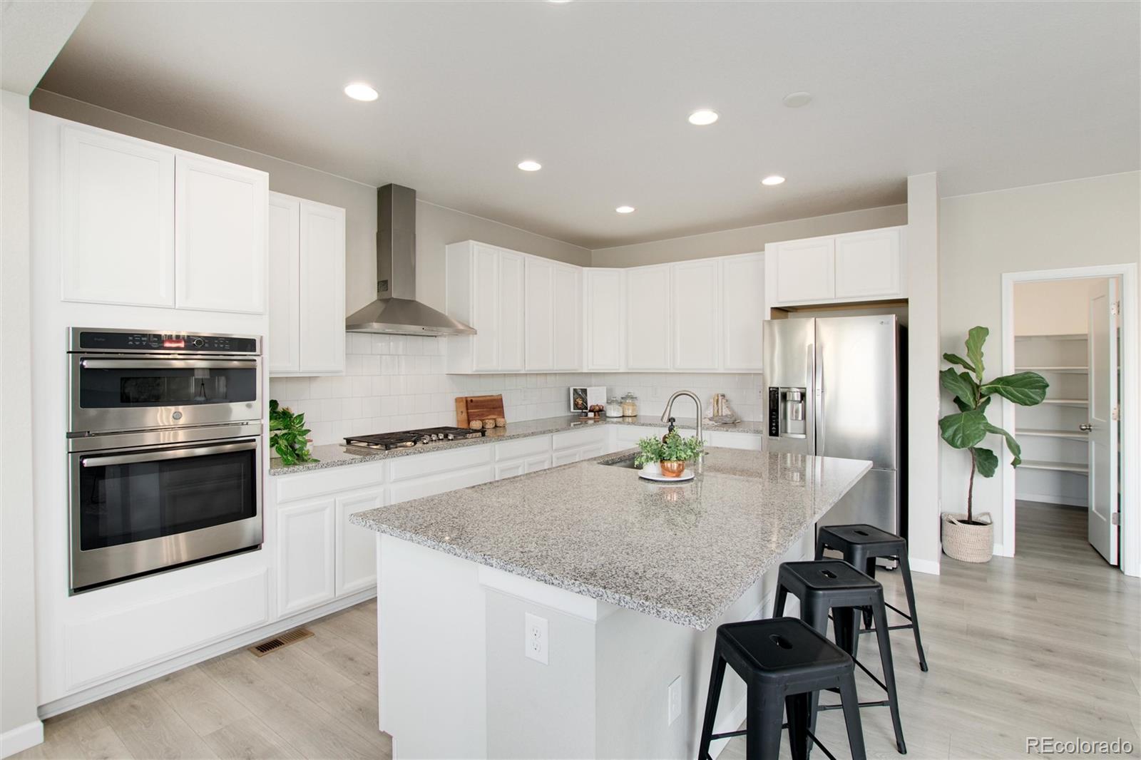 5726 Saddle Skirt Street