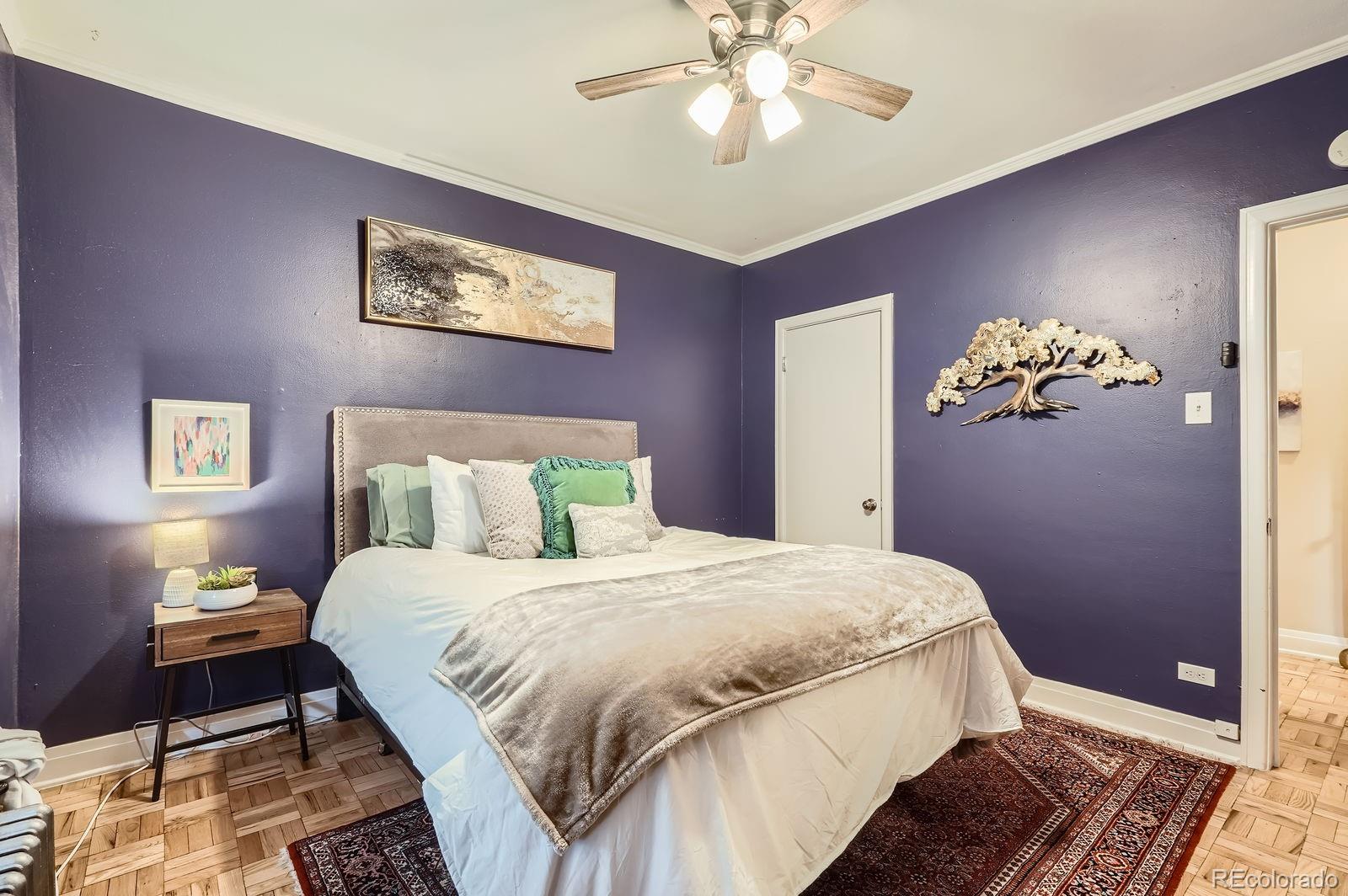 963 N Logan Street Unit: 11