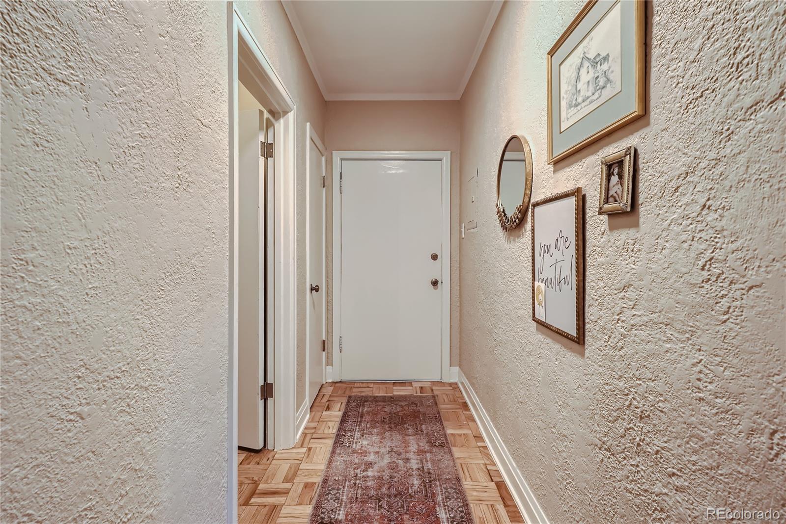 963 N Logan Street Unit: 11