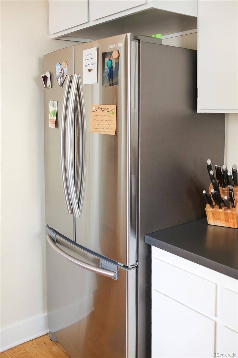 5628 S Louthan Street