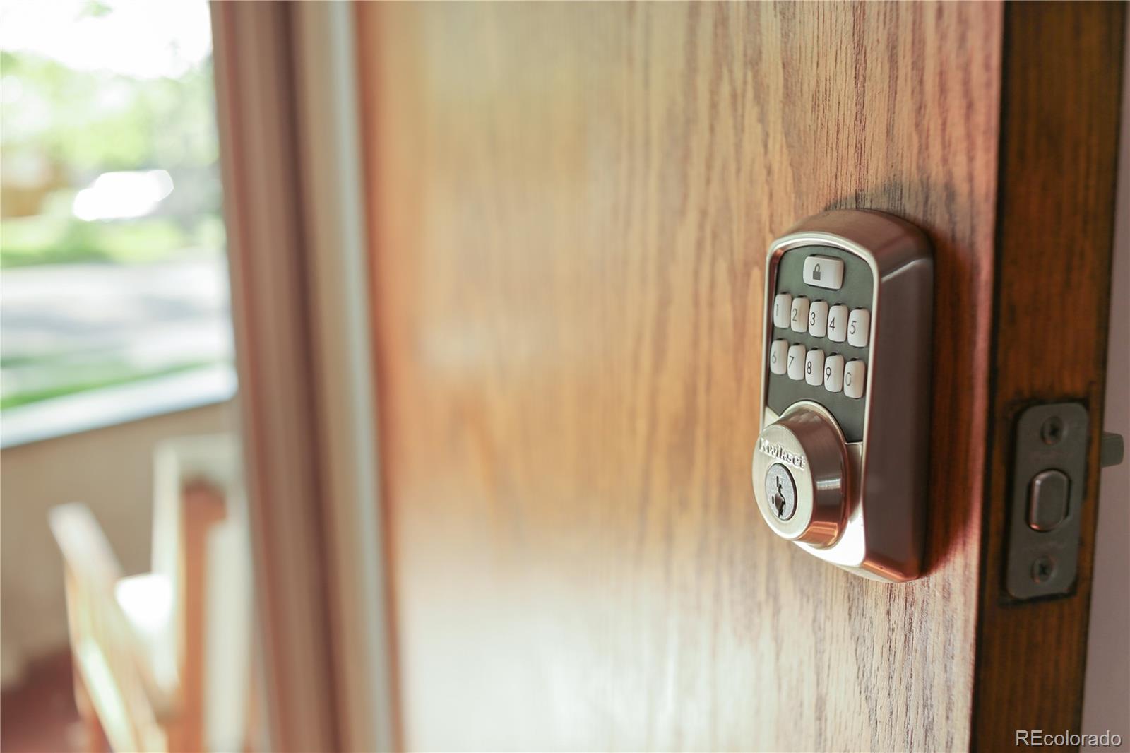 5628 S Louthan Street